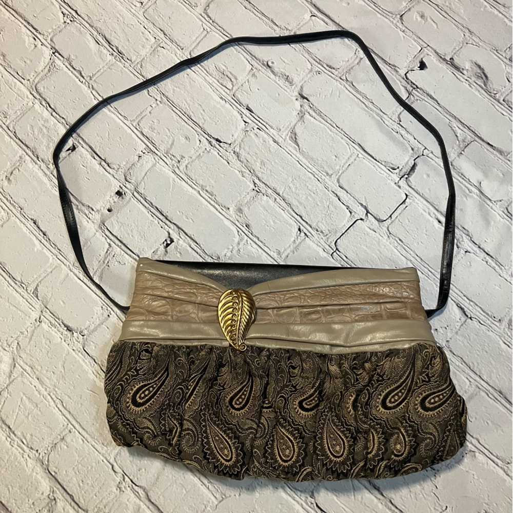 Cynthia Matthews Crossbody Purse